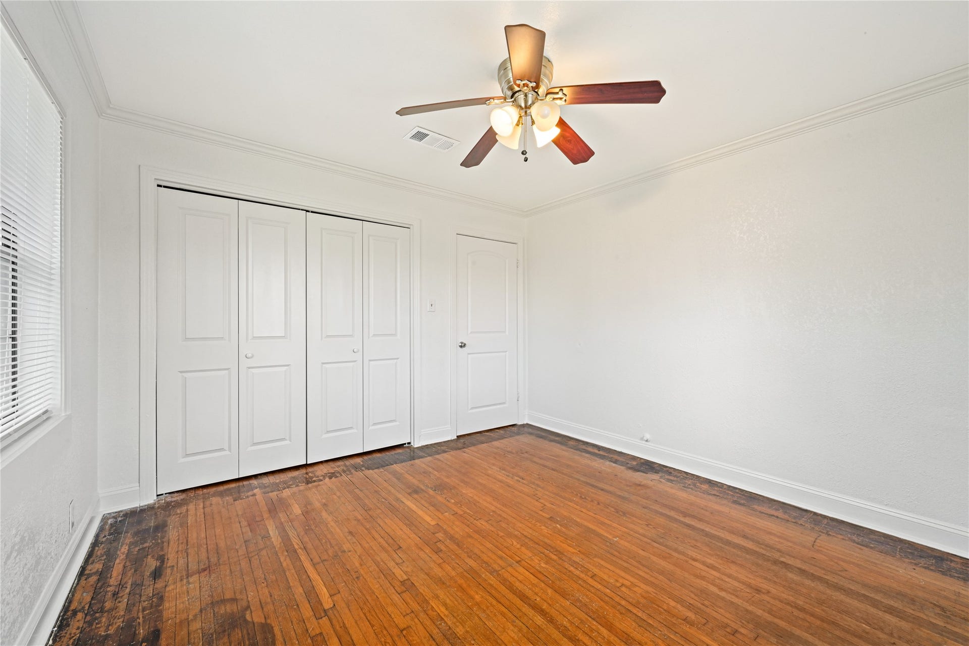 119 West Avenue, Pasadena, TX 77502 Bedroom 1