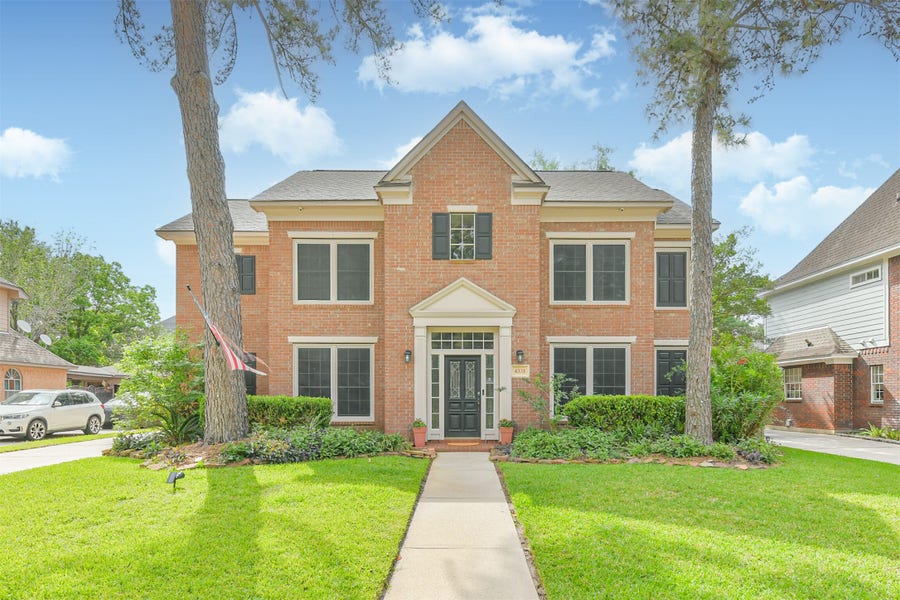 Property photo for 4331 Broadleaf Street, Houston, TX