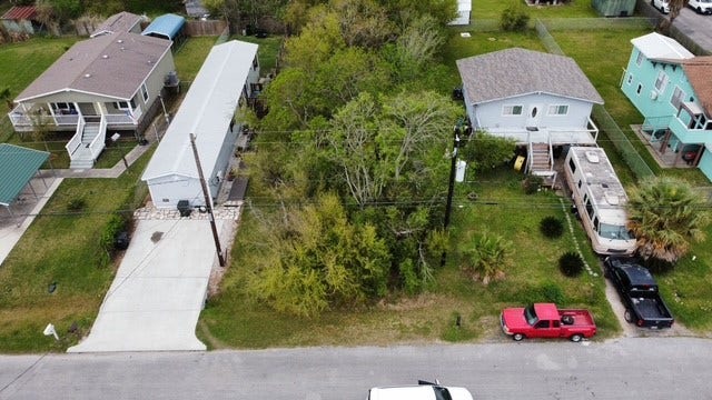 Property photo for TBD 7th Street, Dickinson, TX