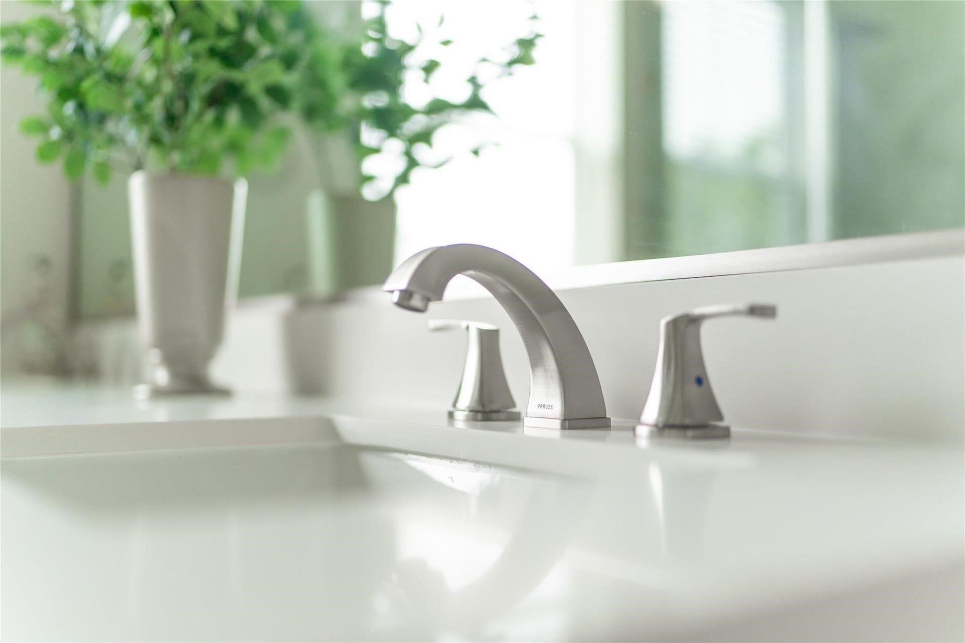 5518 Wheatley Street, #B, Houston, TX 77091 Premium bathroom finishes