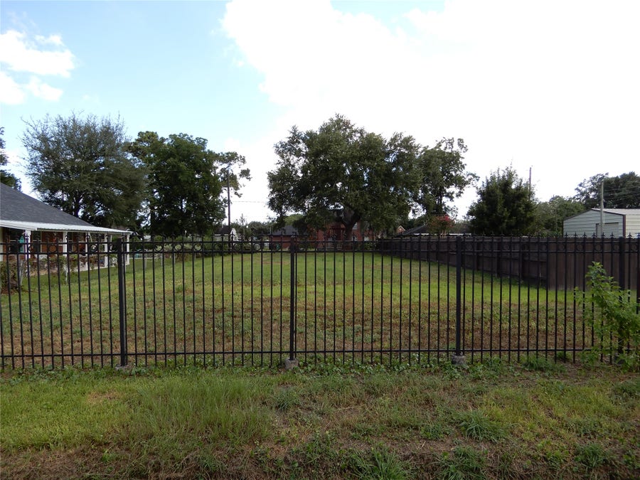 Property photo for 8004 Gulick Lane, Houston, TX