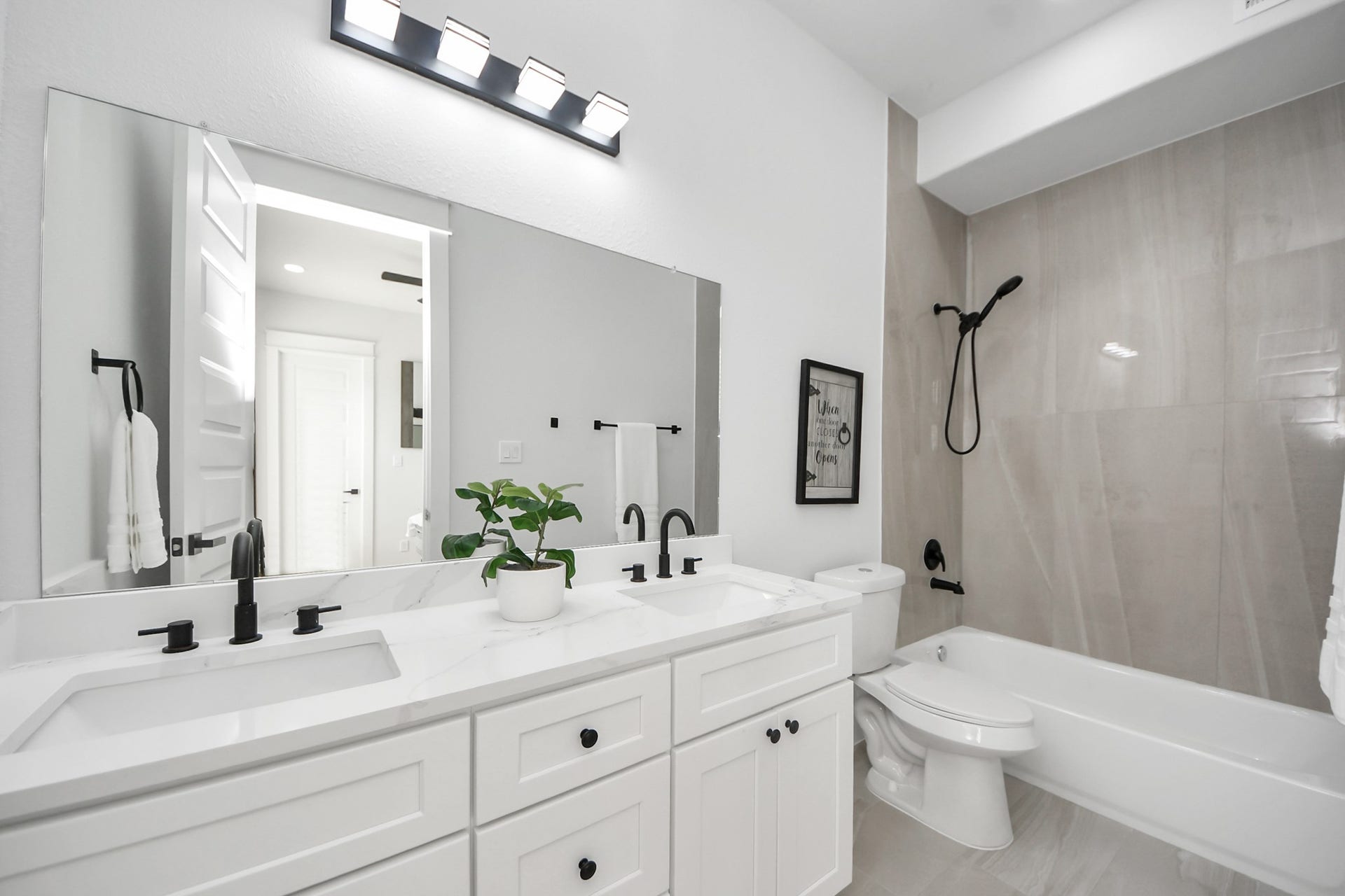 Primary En-suite Bathroom (Unit A & B)