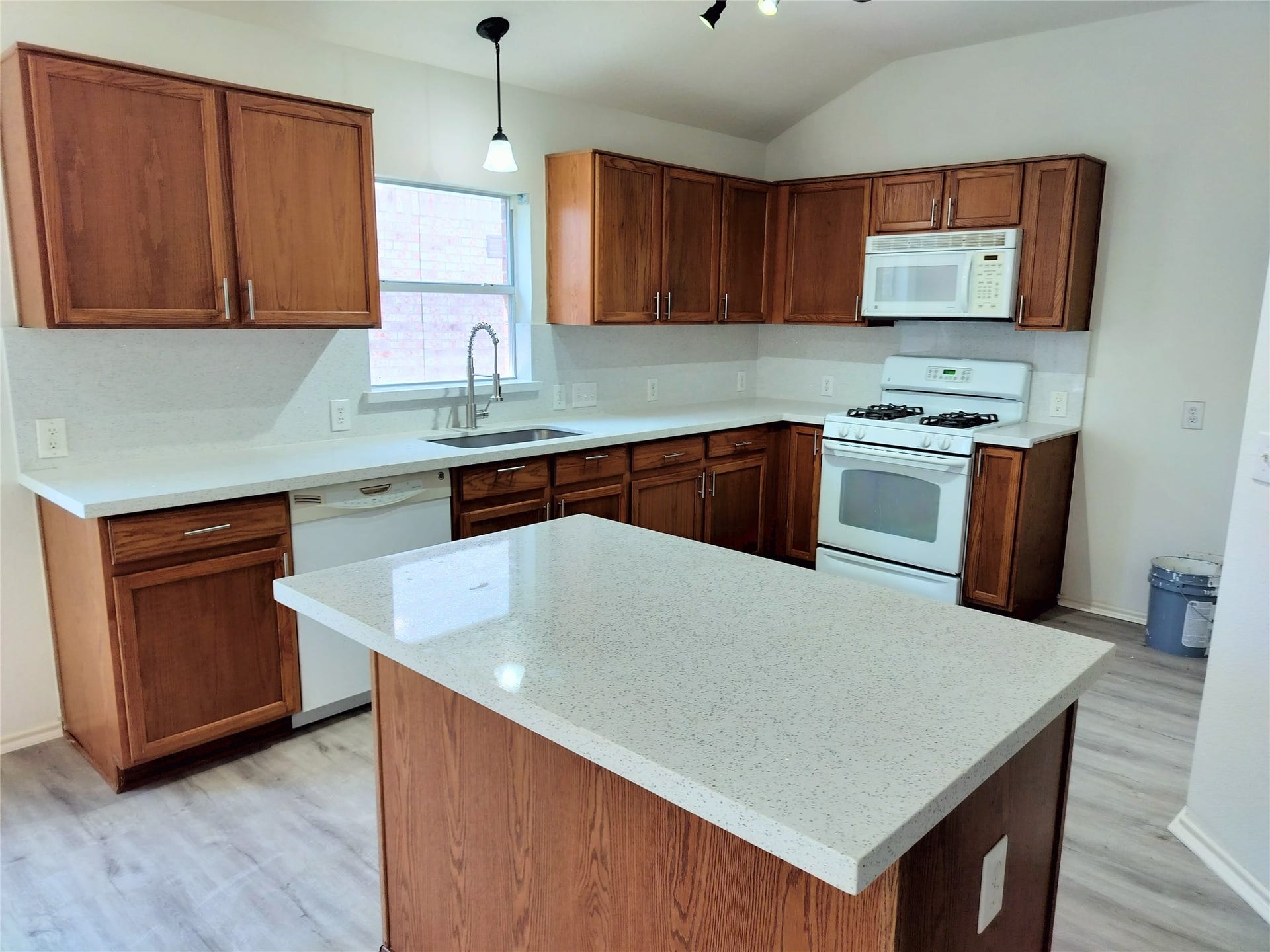 20123 Larkspur Landing Landing, Richmond, TX 77407 Another view of the kitchen with the island