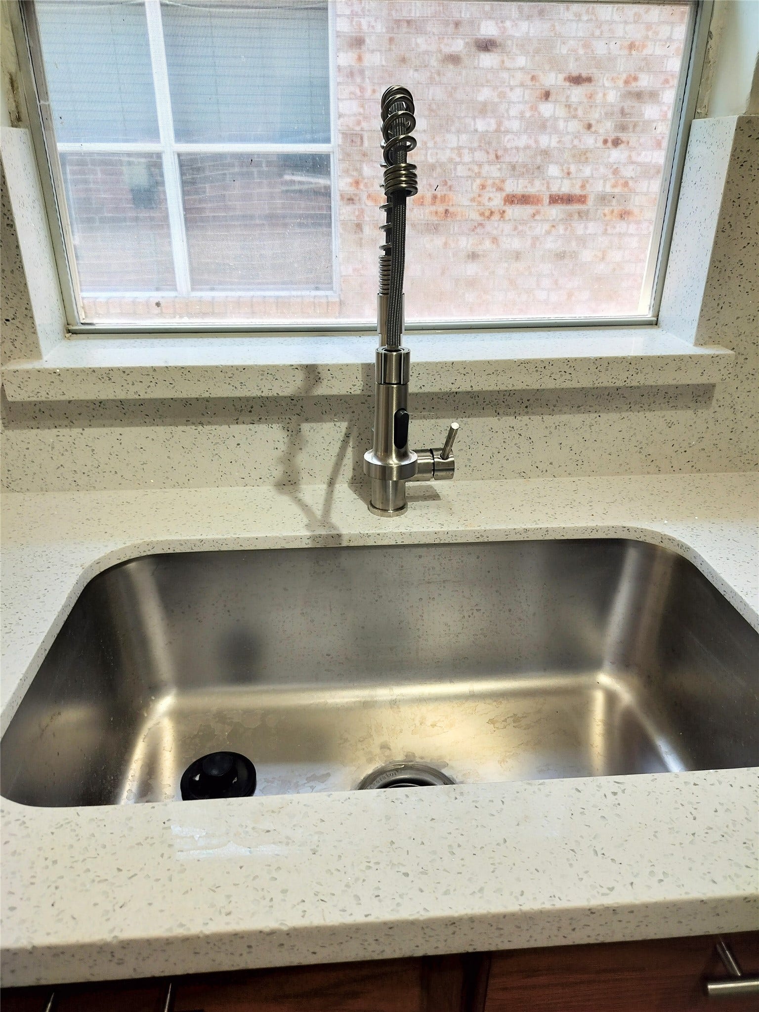 20123 Larkspur Landing Landing, Richmond, TX 77407 Brand new steel sink with new faucet