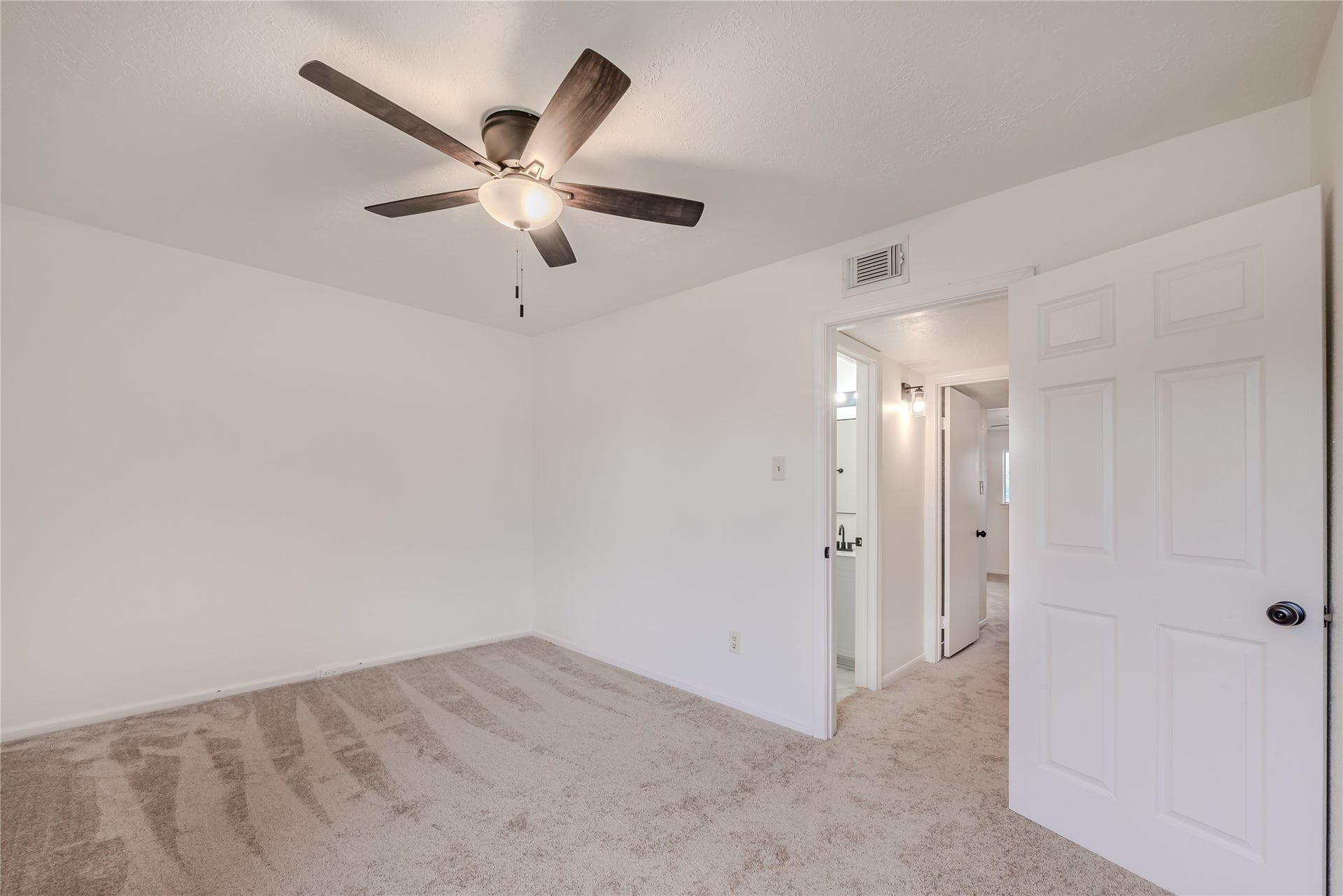 1803 Country Village Boulevard, Humble, TX 77338 1803 Country Village Boulevard, Humble, TX 77338