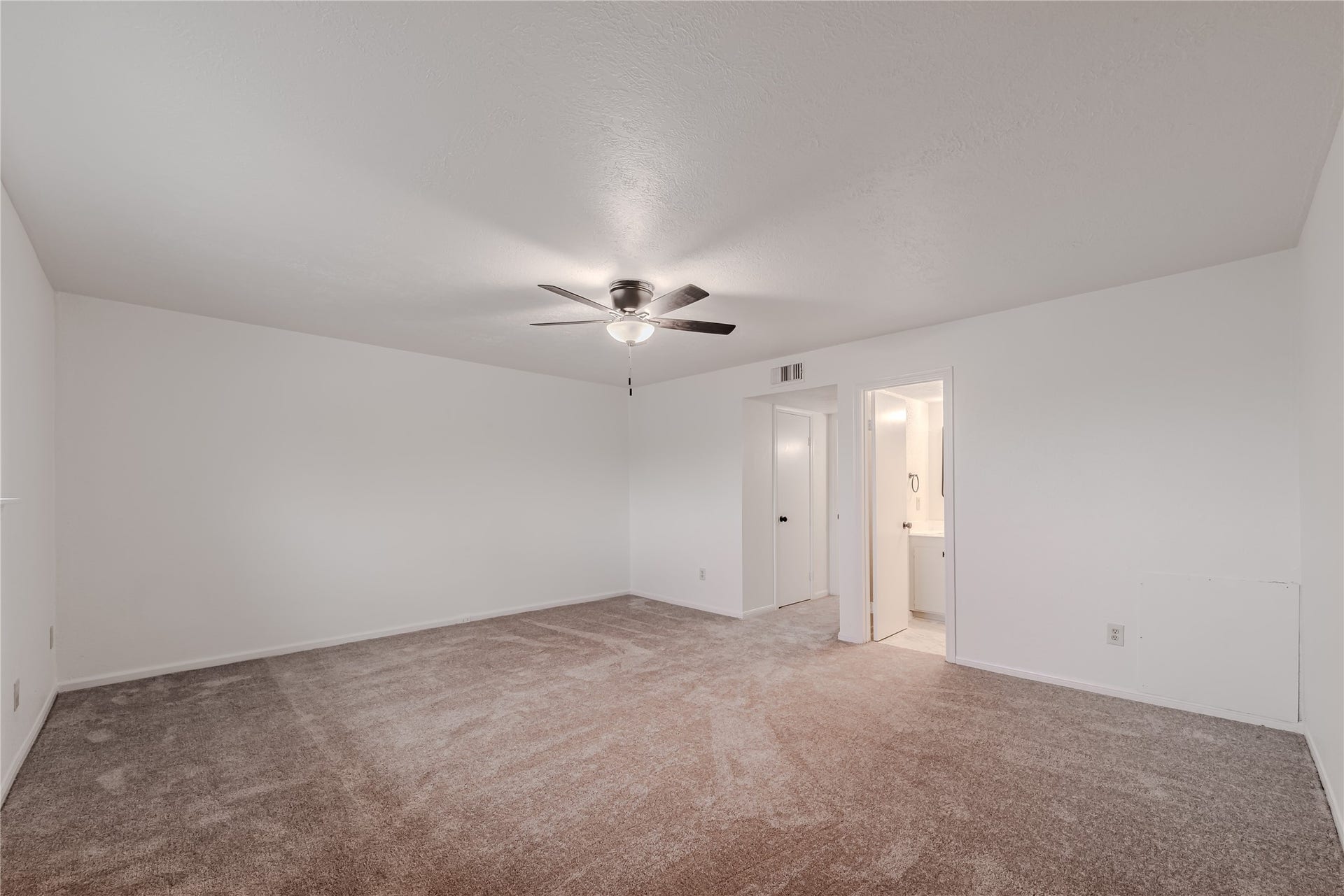 1803 Country Village Boulevard, Humble, TX 77338 1803 Country Village Boulevard, Humble, TX 77338