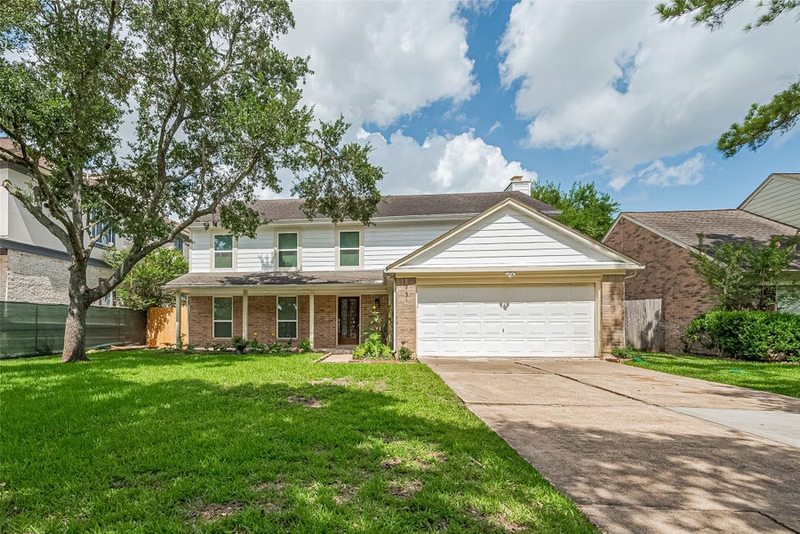 Property photo for 3131 Double Lake Drive, Missouri City, TX