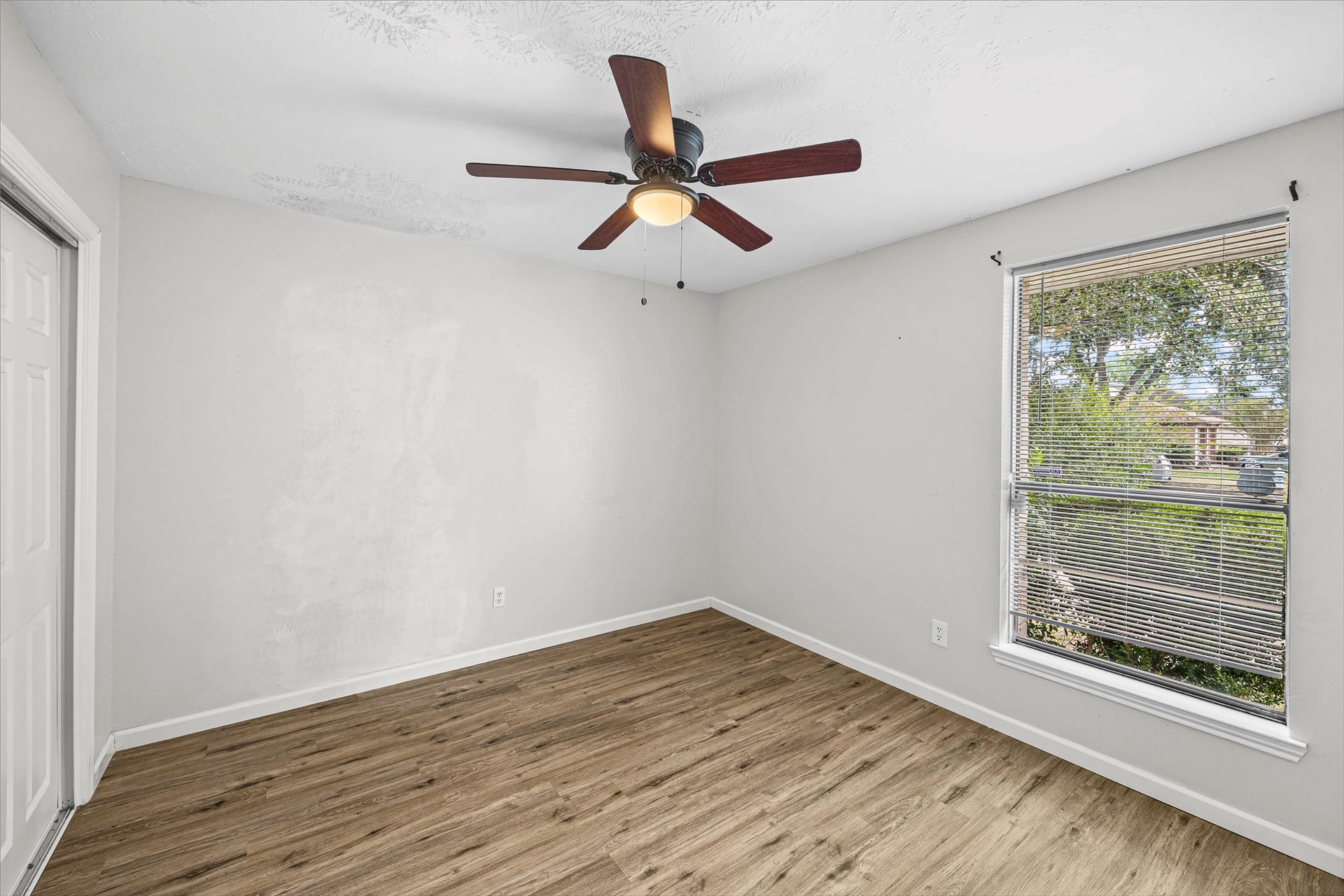5610 Longforest Drive, Houston, TX 77088