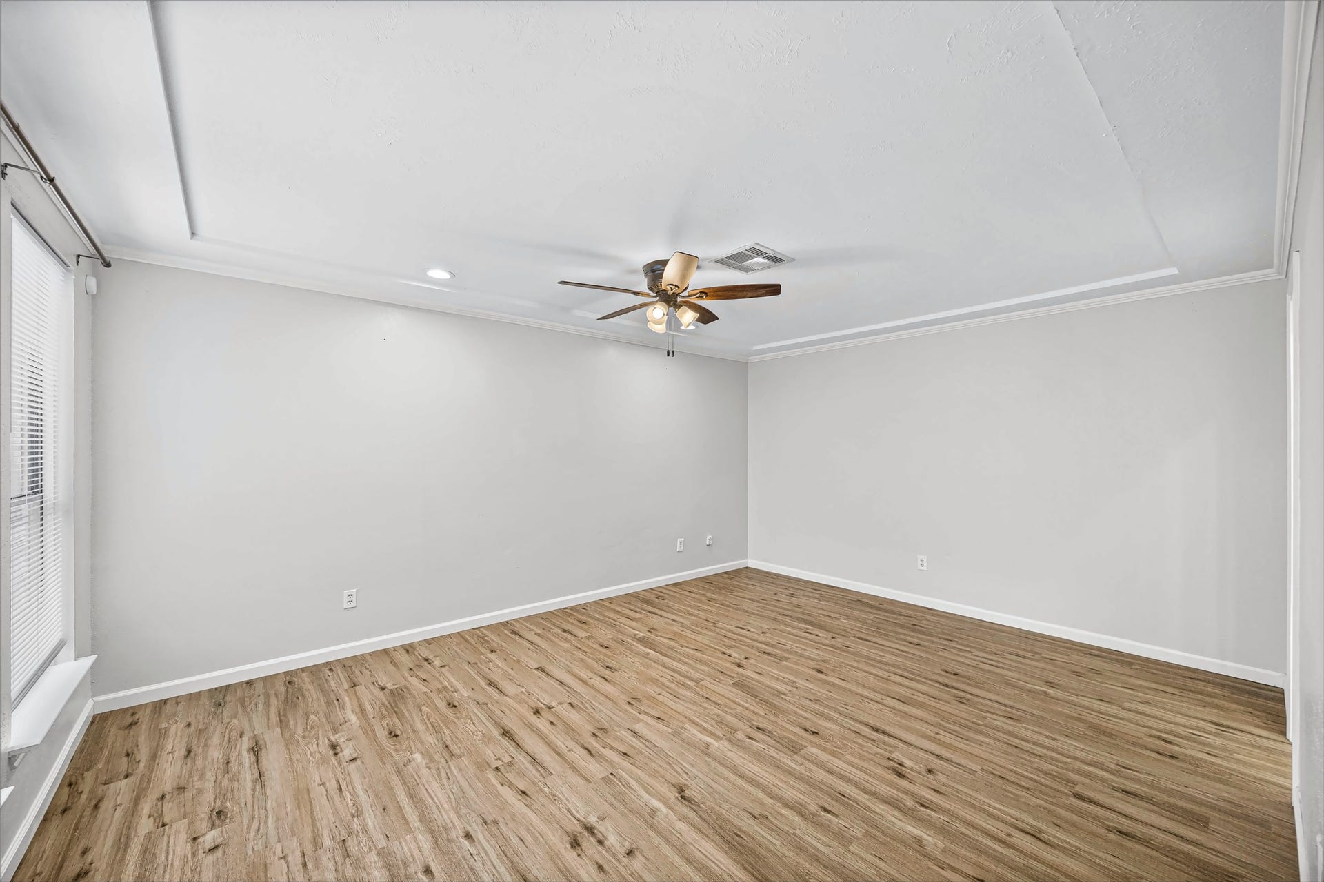 5610 Longforest Drive, Houston, TX 77088
