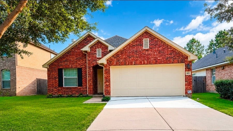 Property photo for 7922 Thorncroft Manor Lane, Richmond, TX