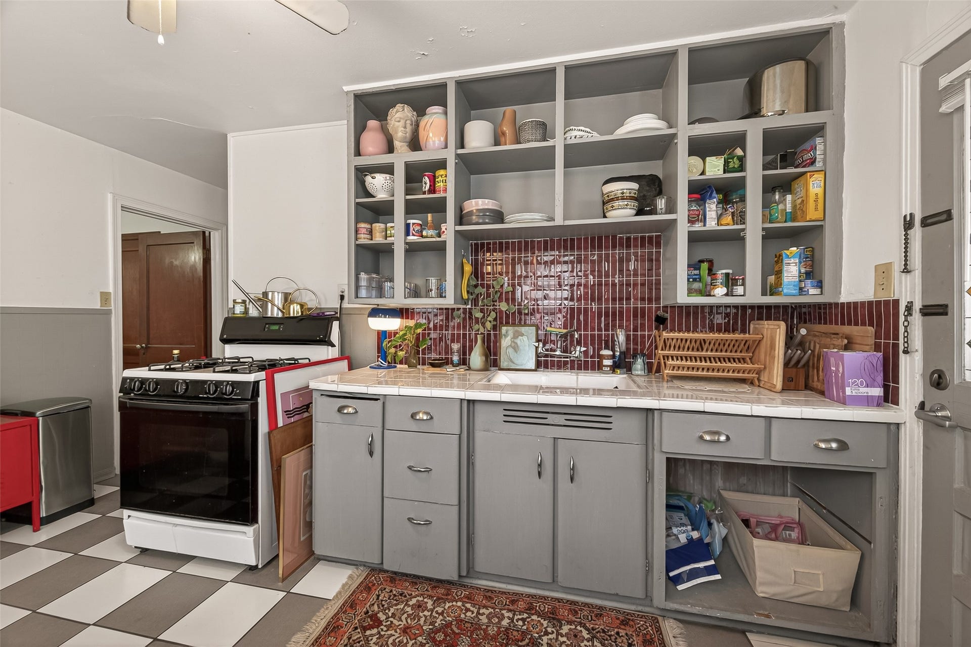 518 N Eastwood Street, Houston, TX 77011 518 N Eastwood Street, Houston, TX 77011