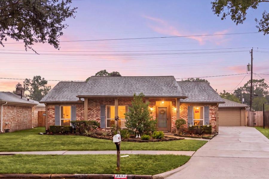 Property photo for 2507 Kevin Lane, Houston, TX