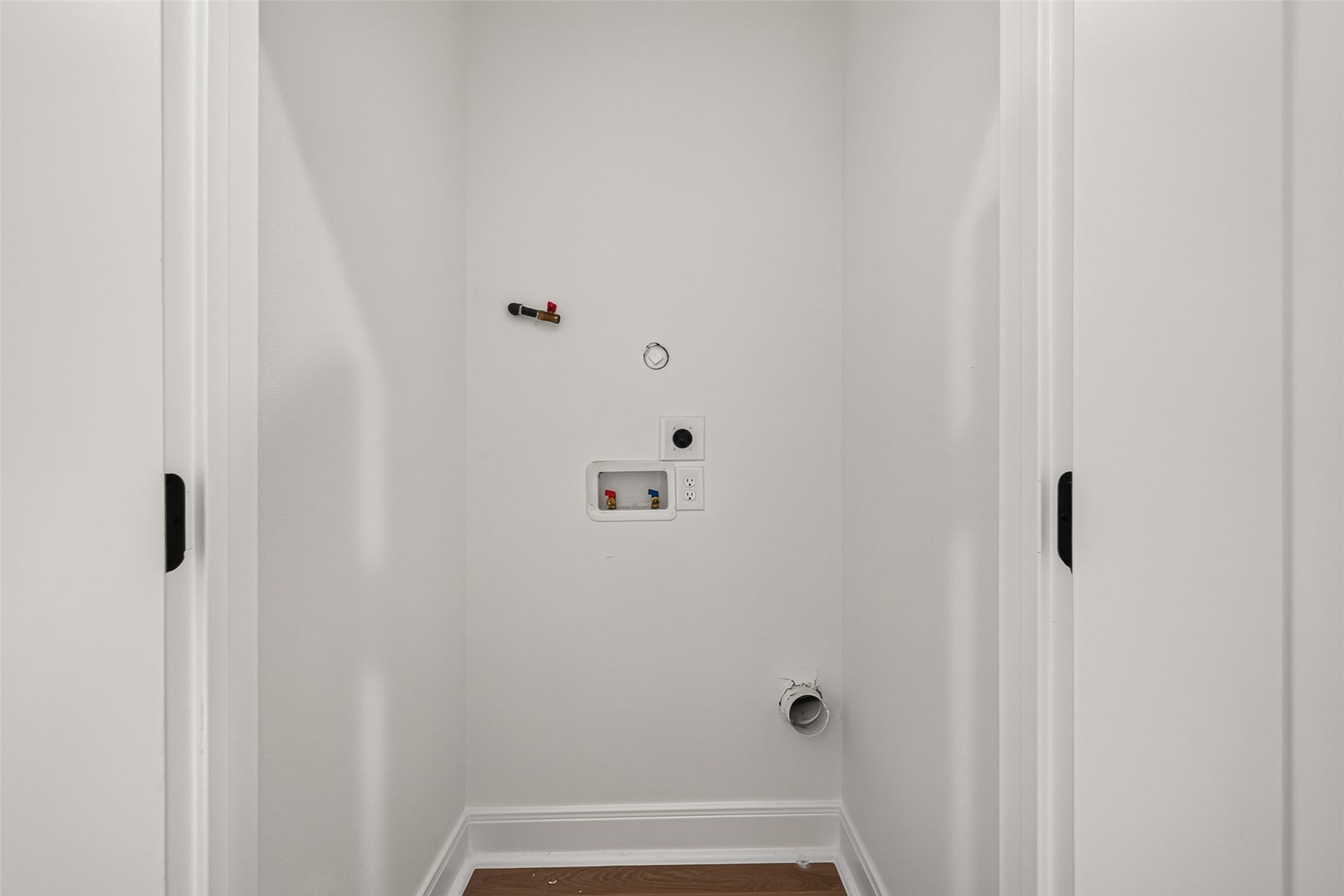 8110 Carver Road, Houston, TX 77088