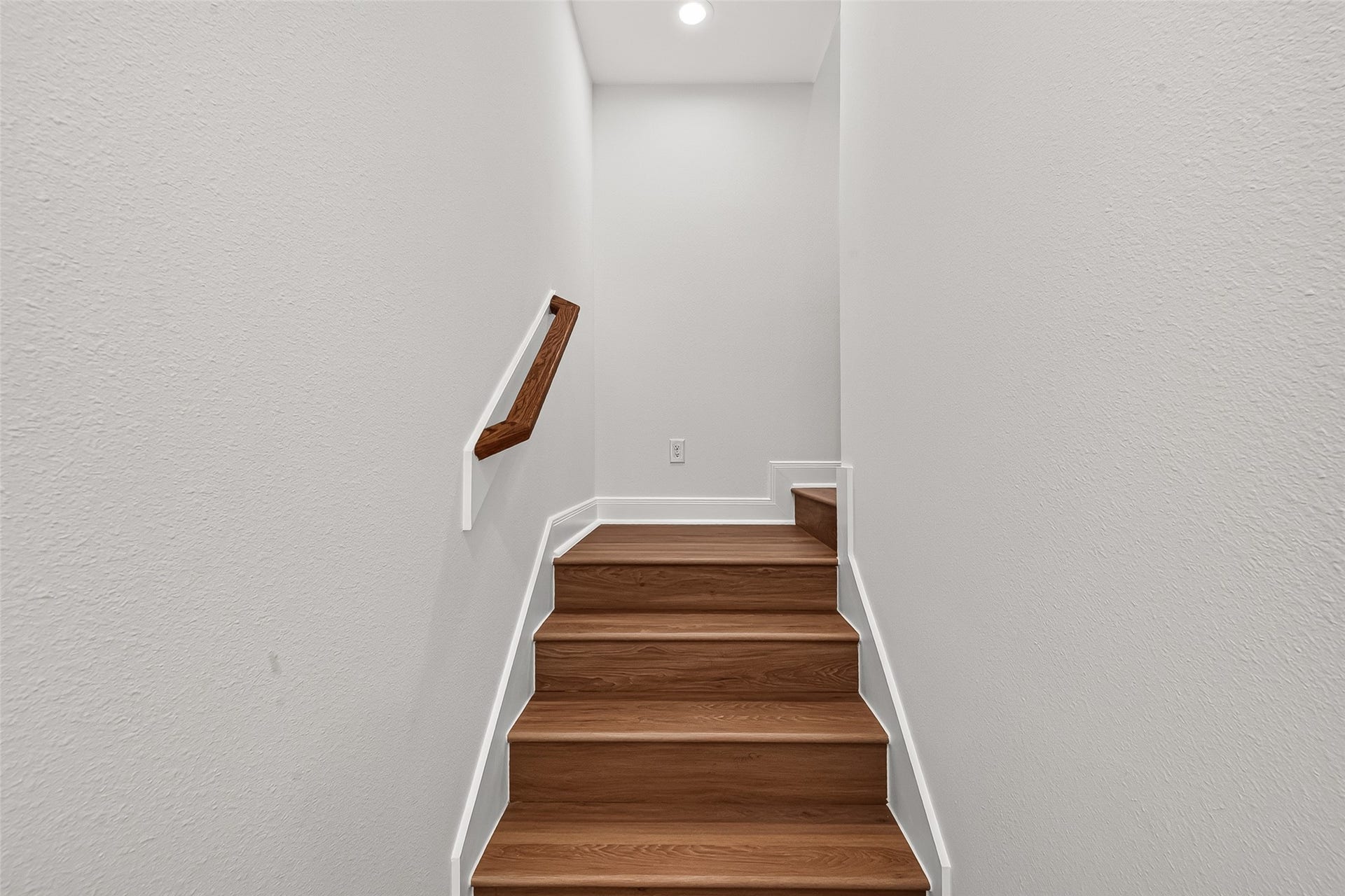 8110 Carver Road, Houston, TX 77088