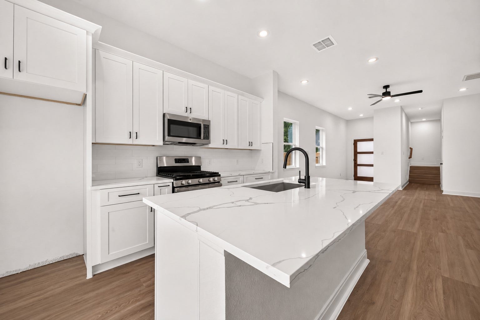 8110 Carver Road, Houston, TX 77088