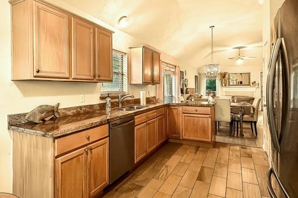 1727 Millhouse Road, Houston, TX 77073 1727 Millhouse Road, Houston, TX 77073