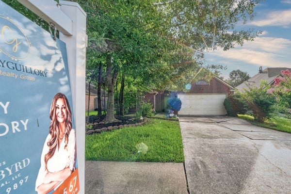 1727 Millhouse Road, Houston, TX 77073 1727 Millhouse Road, Houston, TX 77073
