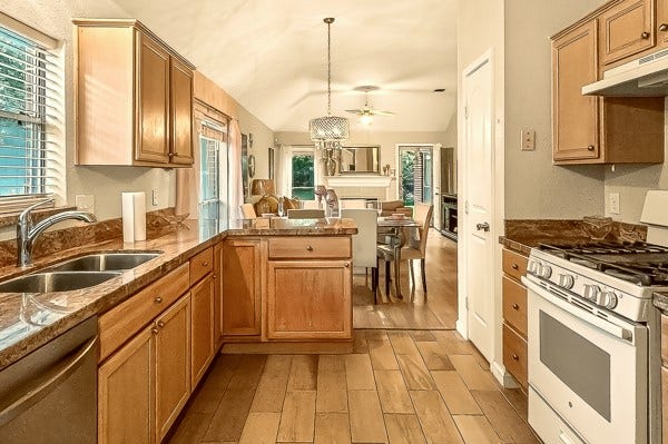 1727 Millhouse Road, Houston, TX 77073 1727 Millhouse Road, Houston, TX 77073