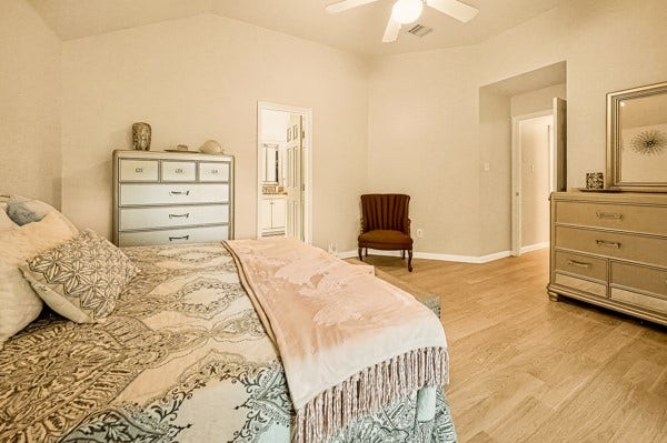 1727 Millhouse Road, Houston, TX 77073 1727 Millhouse Road, Houston, TX 77073