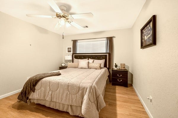 1727 Millhouse Road, Houston, TX 77073 1727 Millhouse Road, Houston, TX 77073