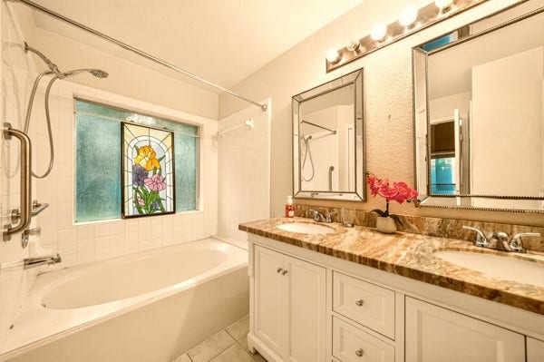 1727 Millhouse Road, Houston, TX 77073 1727 Millhouse Road, Houston, TX 77073
