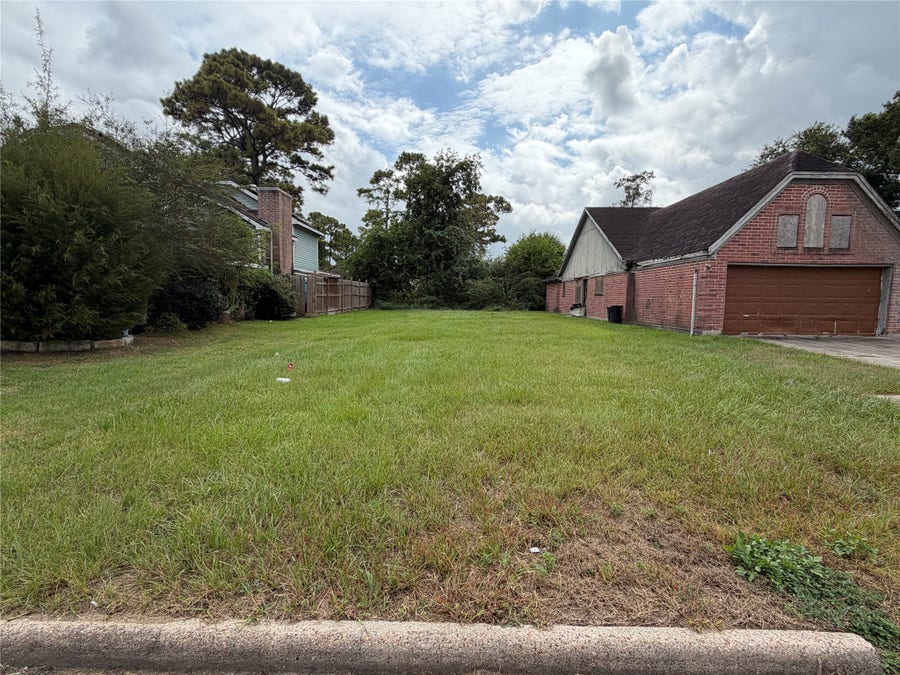 Property photo for 11934 Greenmesa Drive, Houston, TX