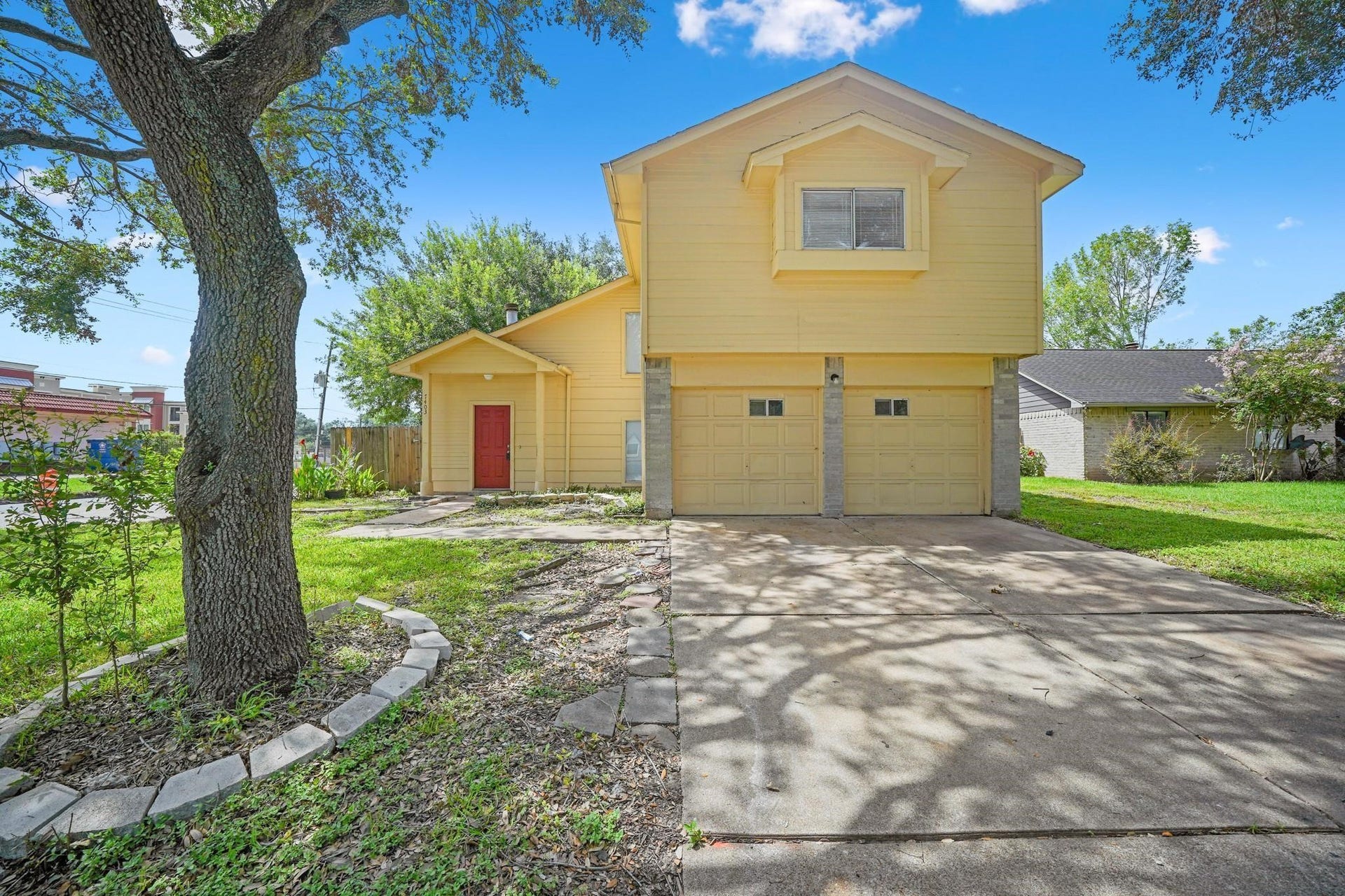 7403 W Fuqua Drive, Houston, TX 77489 7403 W Fuqua Drive, Houston, TX 77489