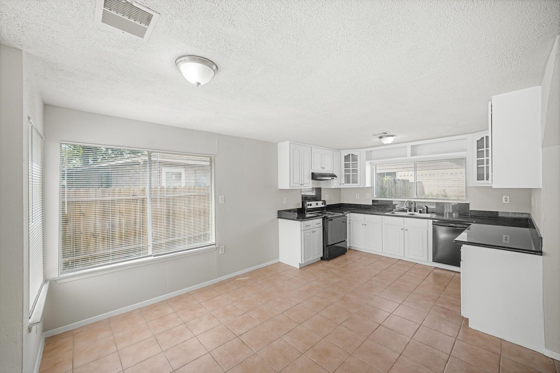 7403 W Fuqua Drive, Houston, TX 77489 7403 W Fuqua Drive, Houston, TX 77489