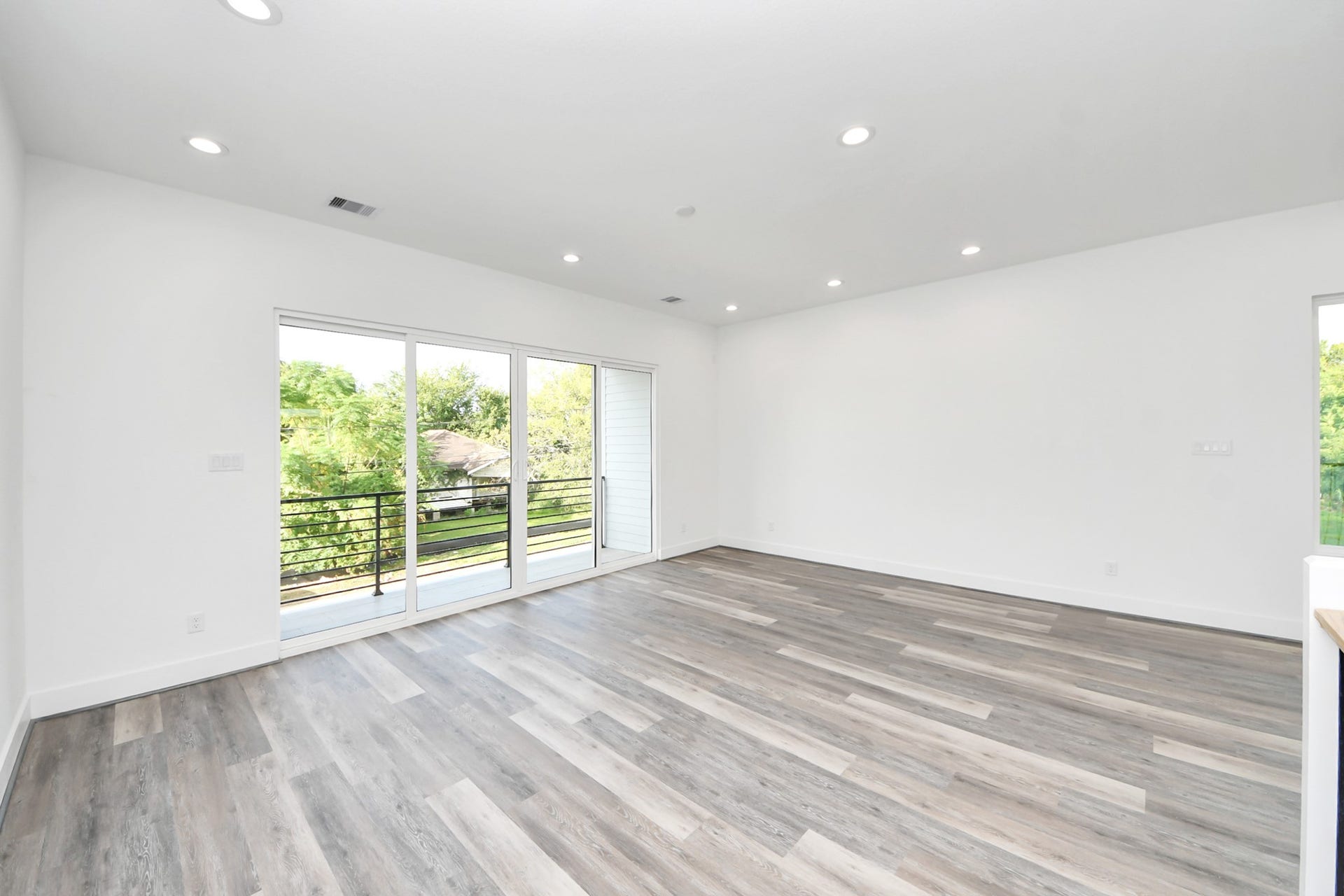 2521 Francis Street, Houston, TX 77004 Open living room (Sample photo from same floor plan next to the address)