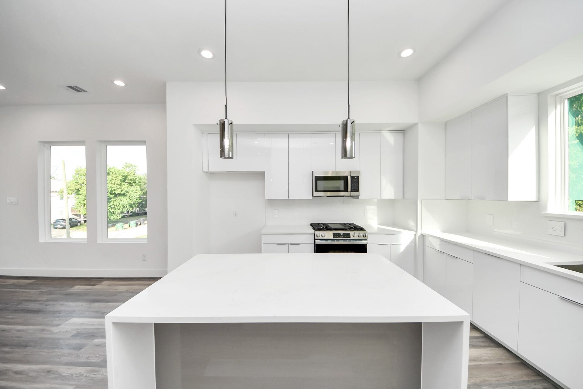 2521 Francis Street, Houston, TX 77004 Kitchen with island on second floor (Sample photo from same floor plan next to the address)