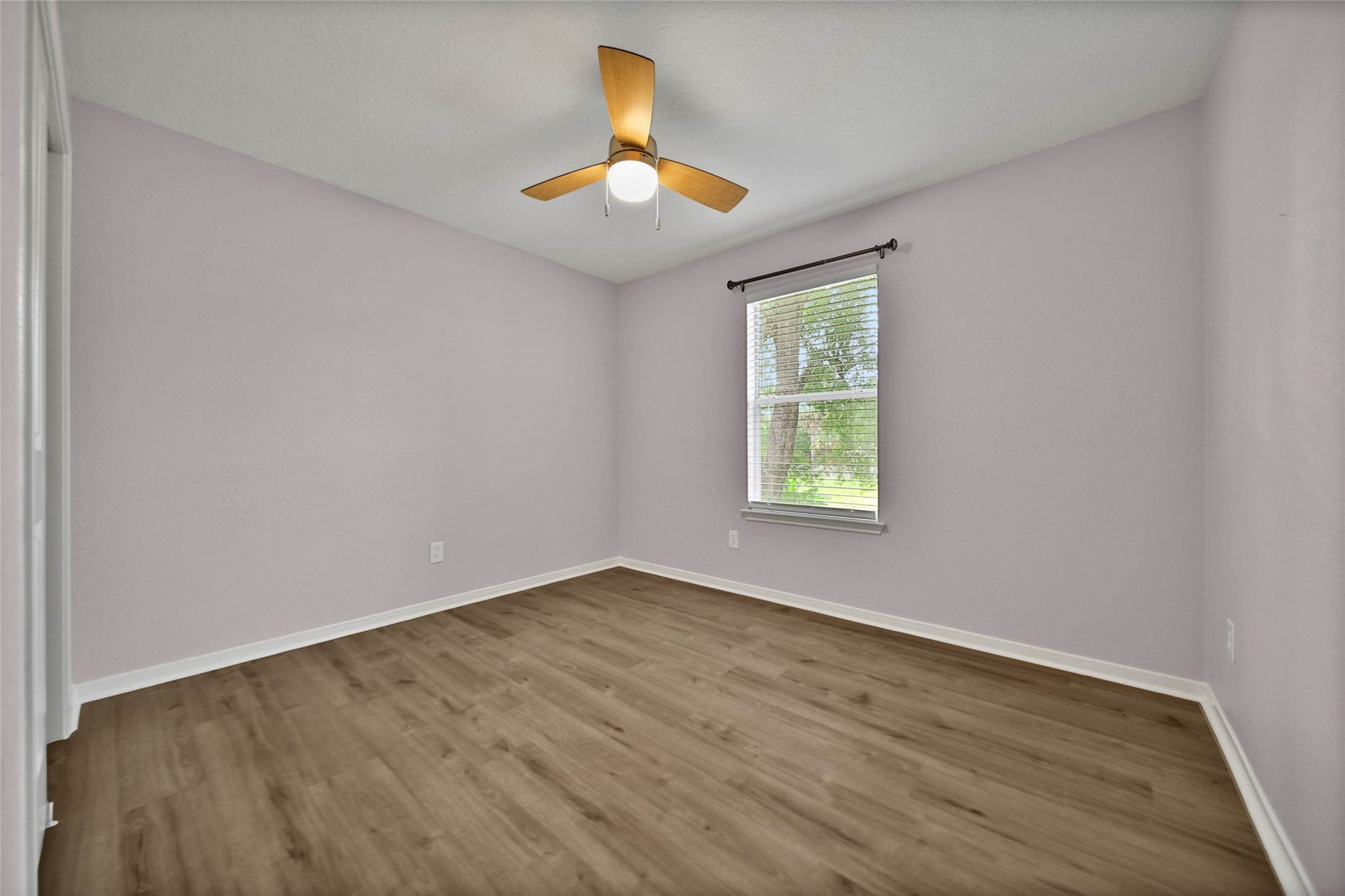 35 S Apple Springs Circle, The Woodlands, TX 77382 35 S Apple Springs Circle, The Woodlands, TX 77382
