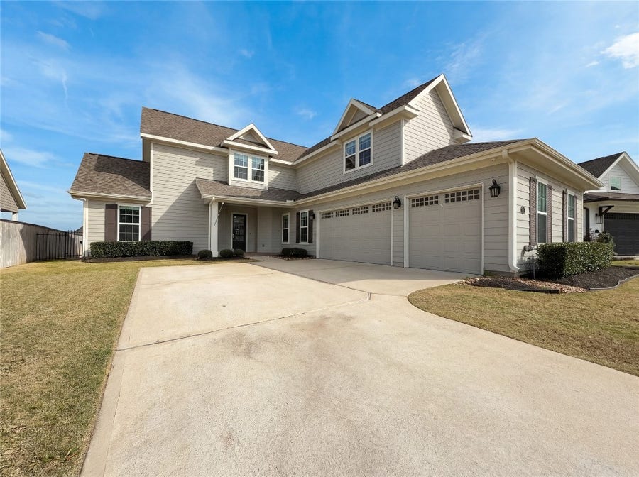 Property photo for 2333 Goldenglade Drive, Conroe, TX