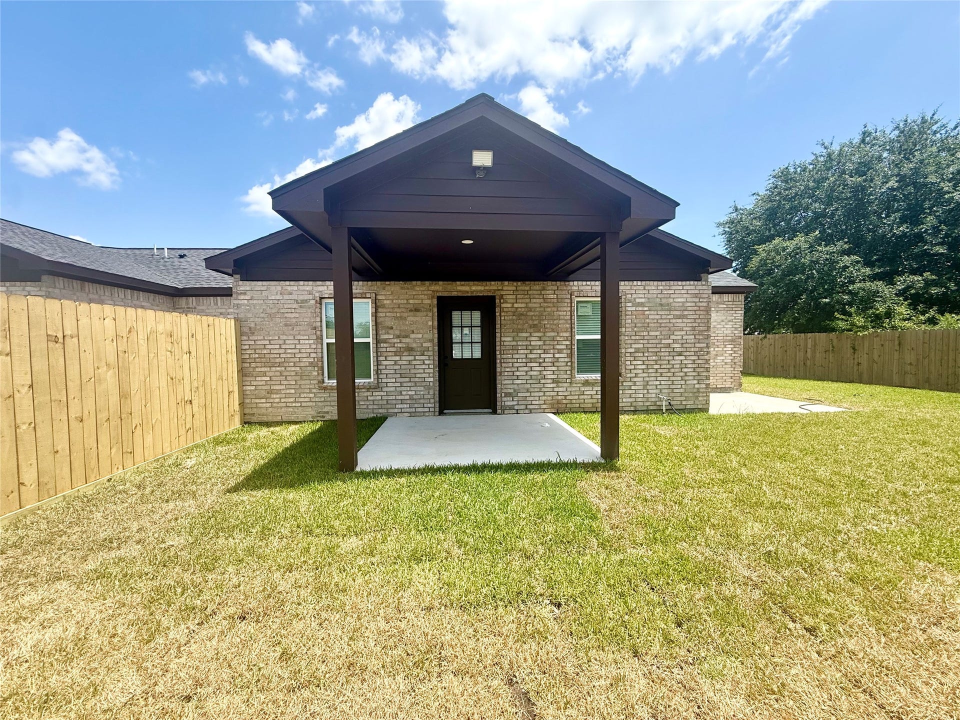 9508 Quaker Court, #A, Rosharon, TX 77583 9508 Quaker Court, #A, Rosharon, TX 77583