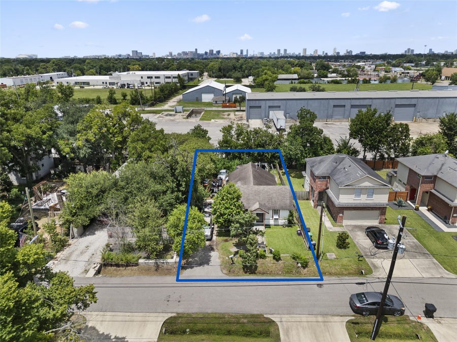 Property photo for 5902 Grace Lane, Houston, TX