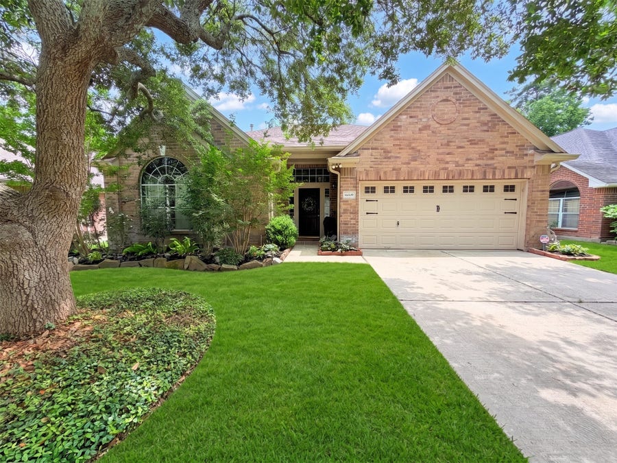 Property photo for 6226 Kingwood Glen Drive, Humble, TX
