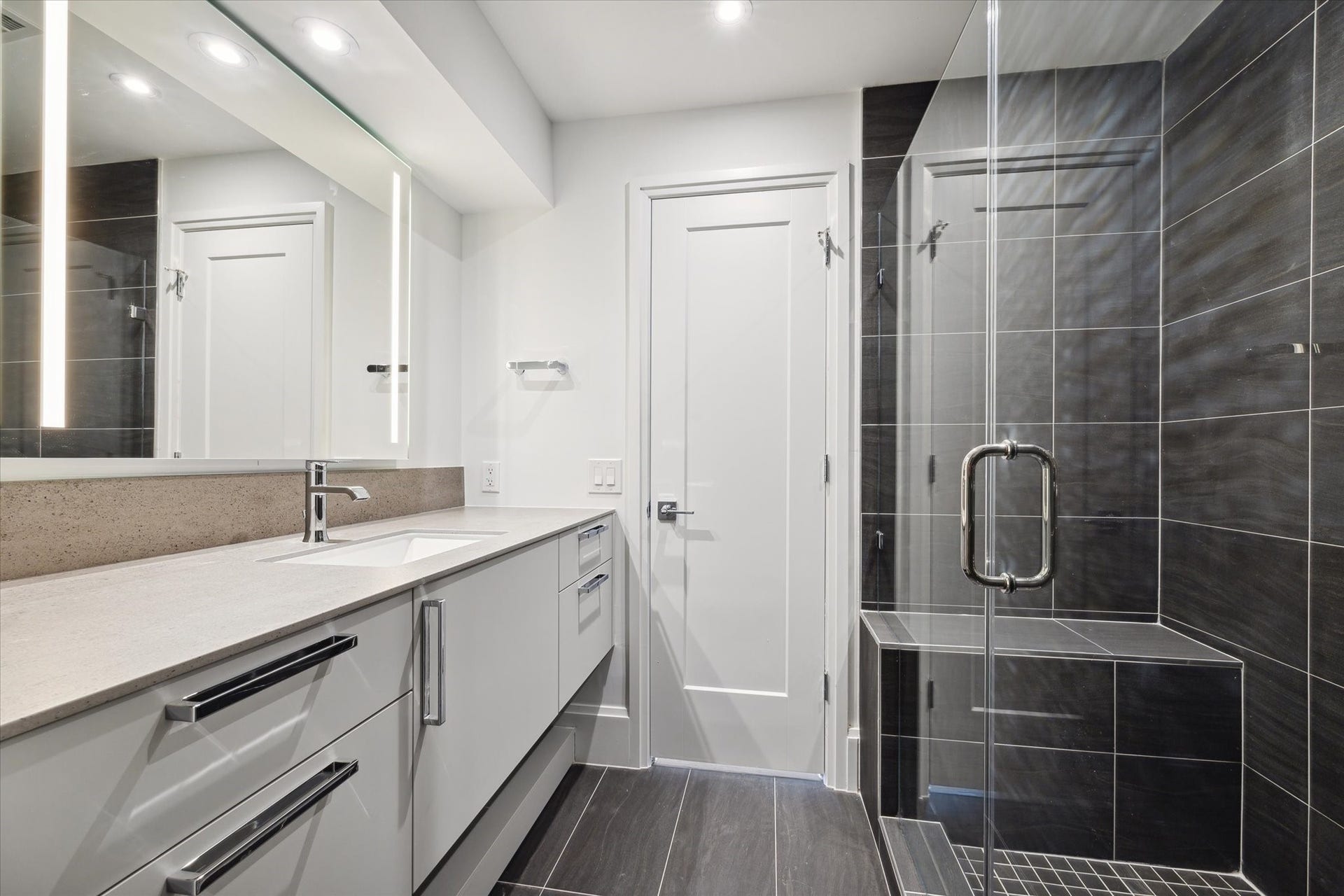 1701 Hermann Drive Drive, #27CE, Houston, TX 77004 1701 Hermann Drive Drive, #27CE, Houston, TX 77004