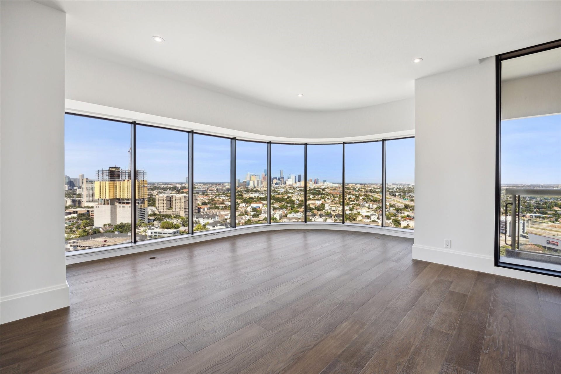 1701 Hermann Drive Drive, #27CE, Houston, TX 77004 1701 Hermann Drive Drive, #27CE, Houston, TX 77004