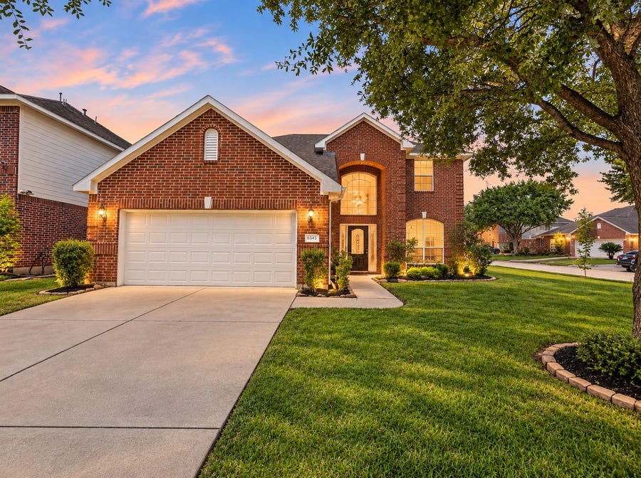 Property photo for 6043 Heathmoor Lane, Houston, TX