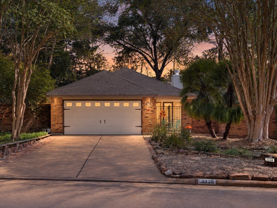 Property photo for 3338 Beech Point Drive, Houston, TX