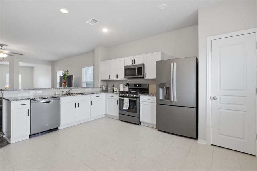 Property photo for 1523 Barras Street, Alvin, TX