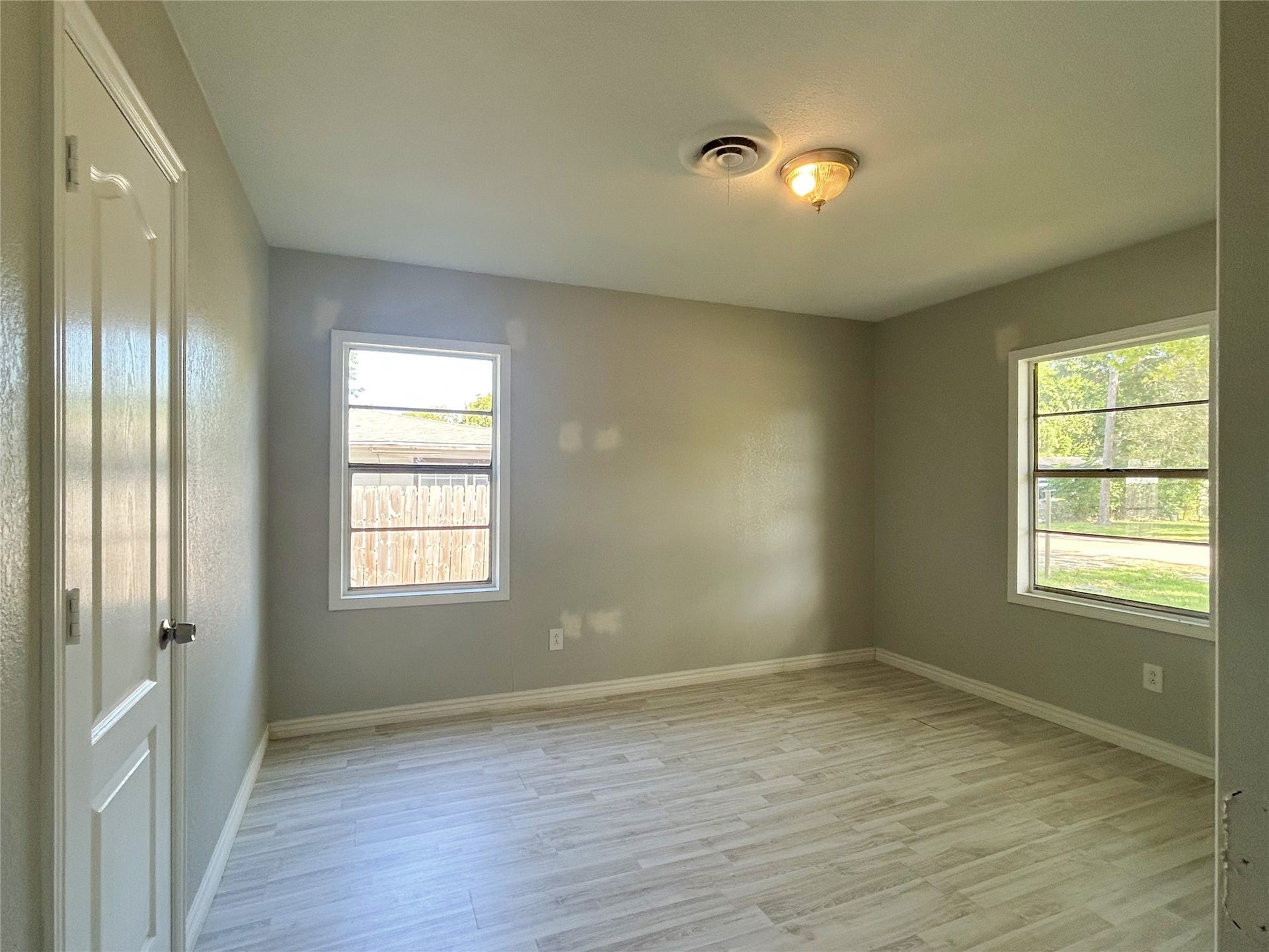 602 Bluebonnet Drive, La Marque, TX 77568 Bedroom 2