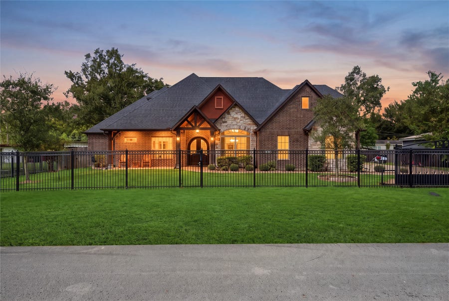 Property photo for 21015 Briar Willow Drive, Porter, TX