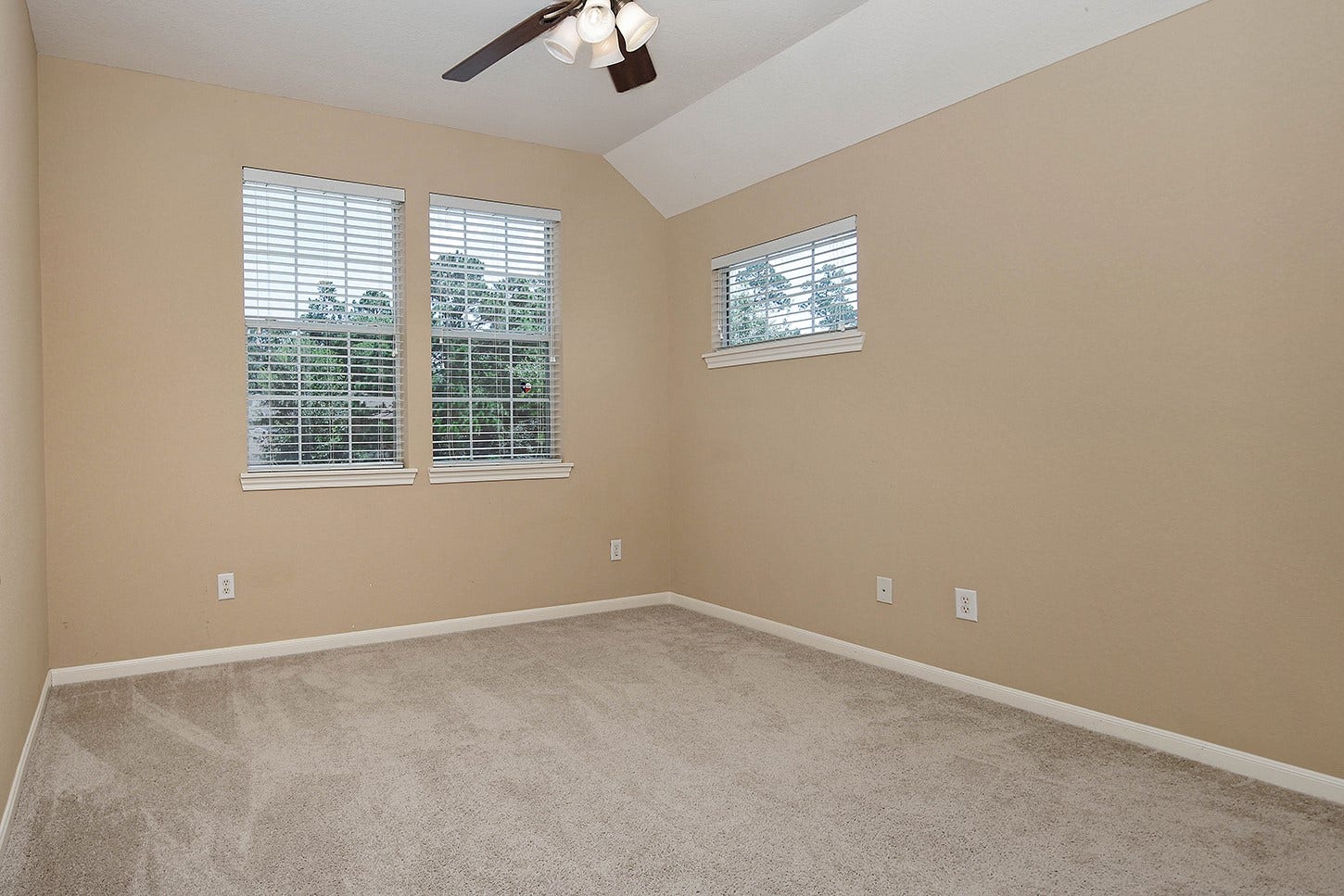19 Patina Pines Place, The Woodlands, TX 77381 19 Patina Pines Place, The Woodlands, TX 77381