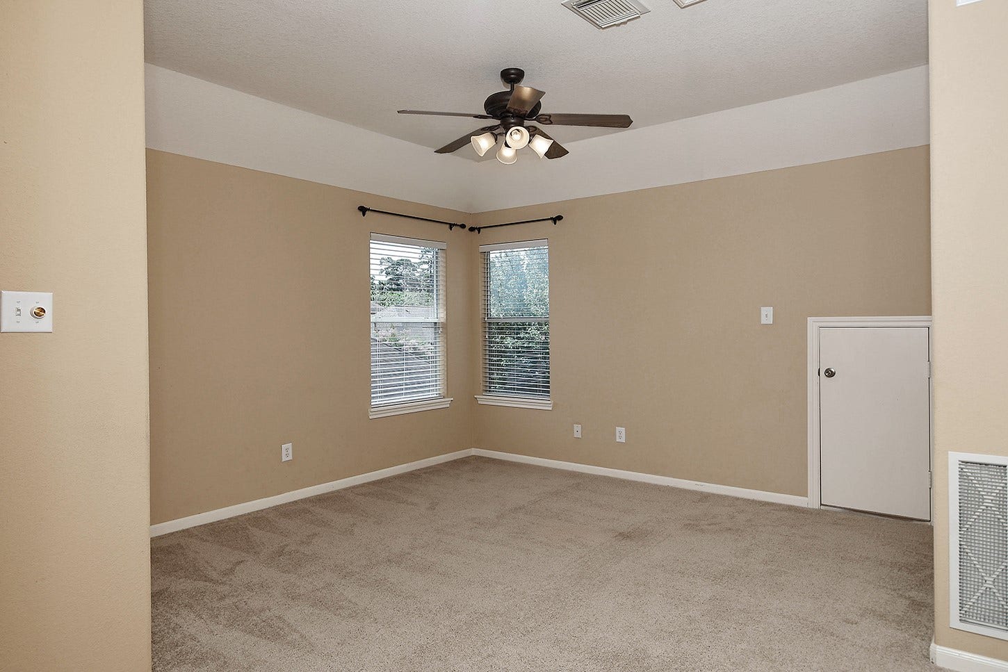 19 Patina Pines Place, The Woodlands, TX 77381 19 Patina Pines Place, The Woodlands, TX 77381
