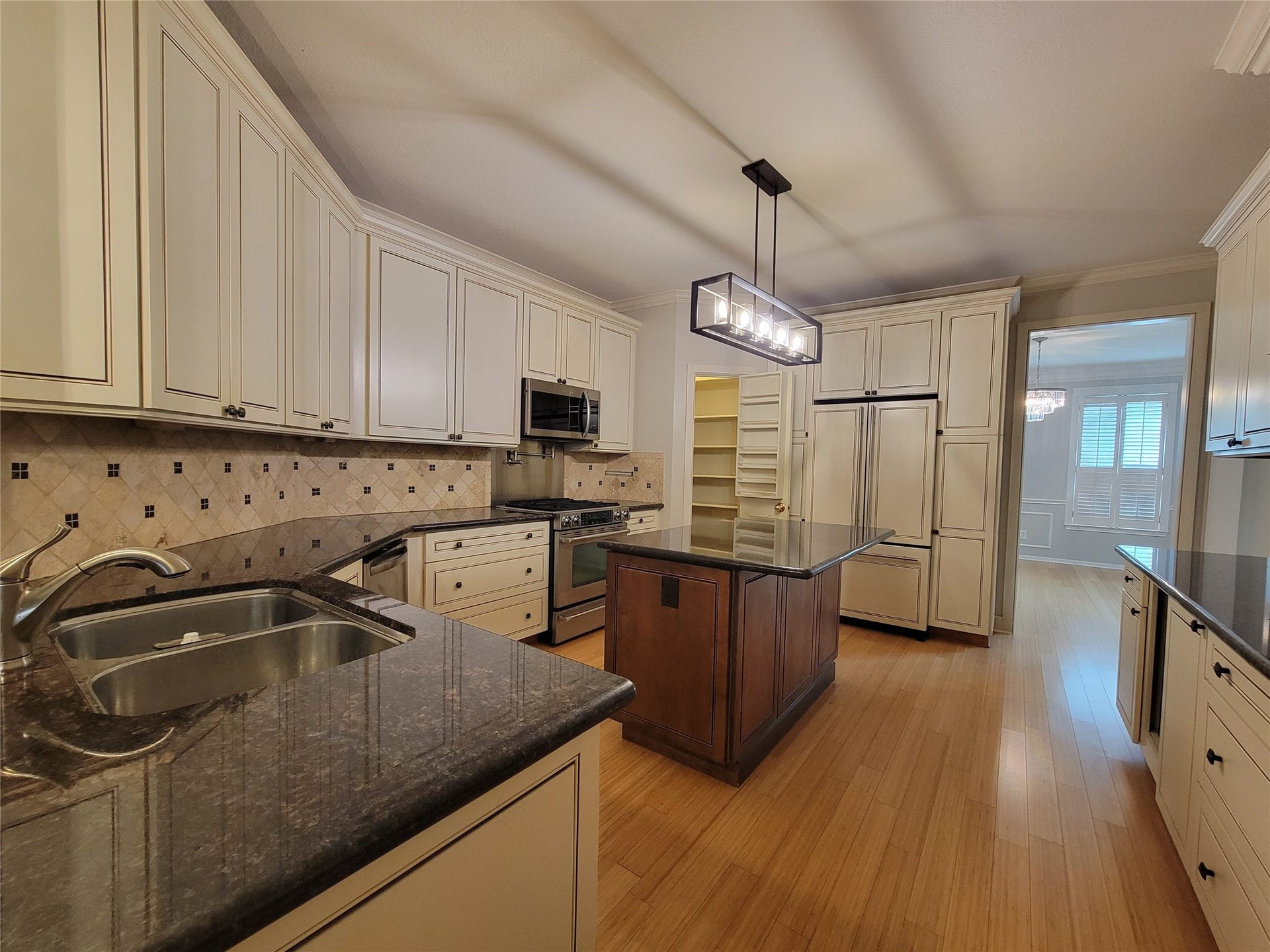 2214 Old South Drive, Richmond, TX 77406 2214 Old South Drive, Richmond, TX 77406