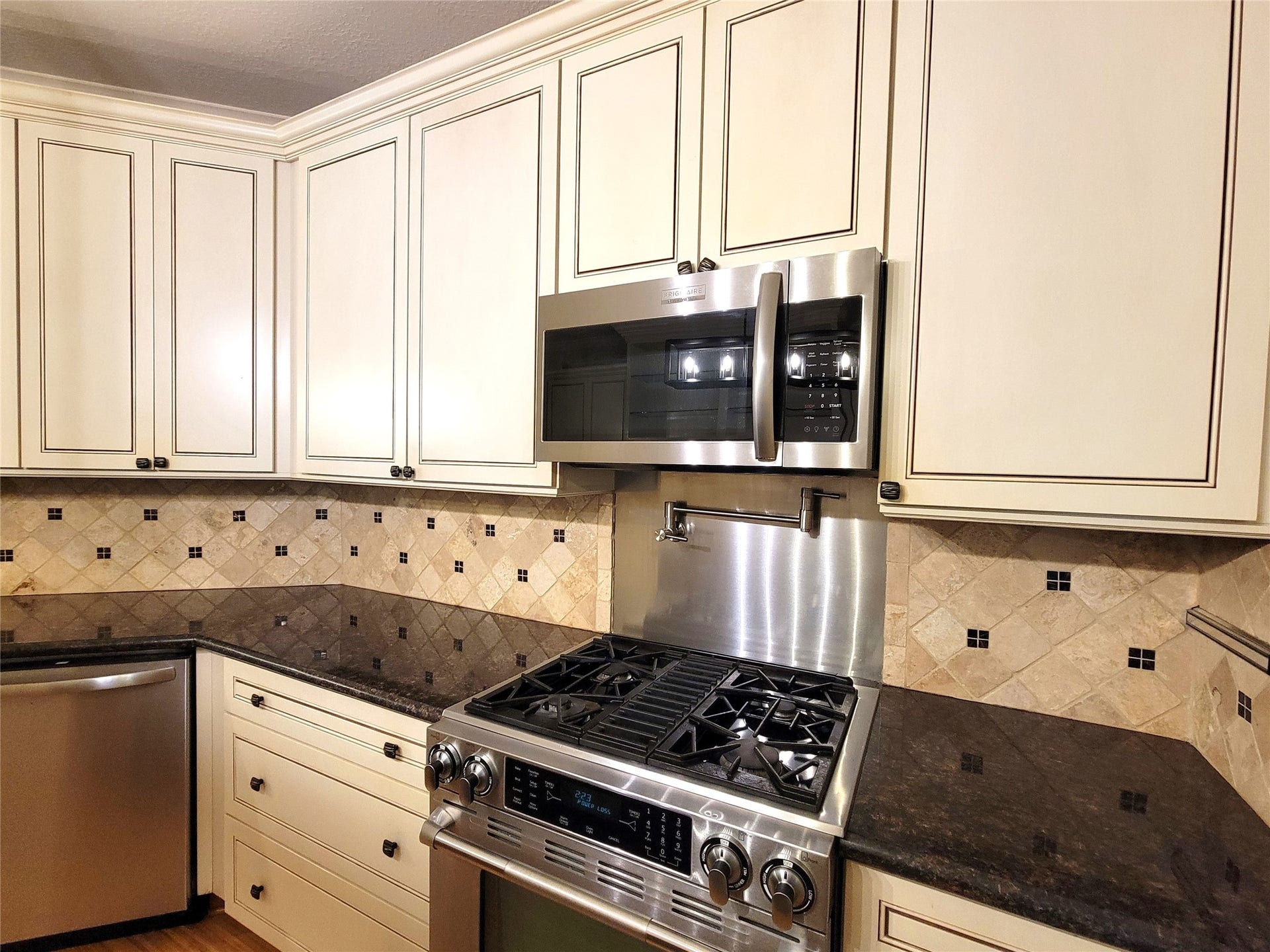 2214 Old South Drive, Richmond, TX 77406 2214 Old South Drive, Richmond, TX 77406