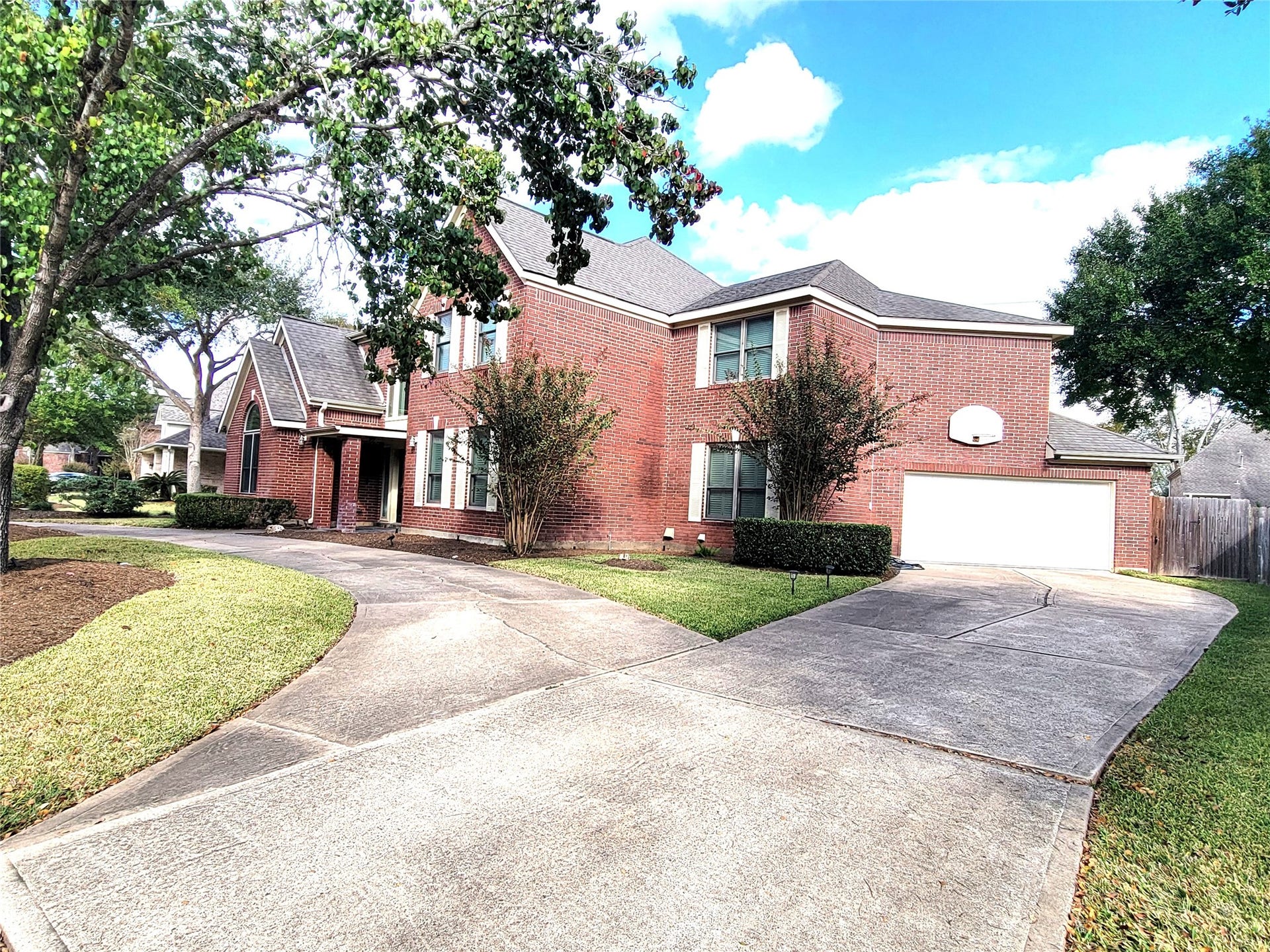2214 Old South Drive, Richmond, TX 77406 2214 Old South Drive, Richmond, TX 77406