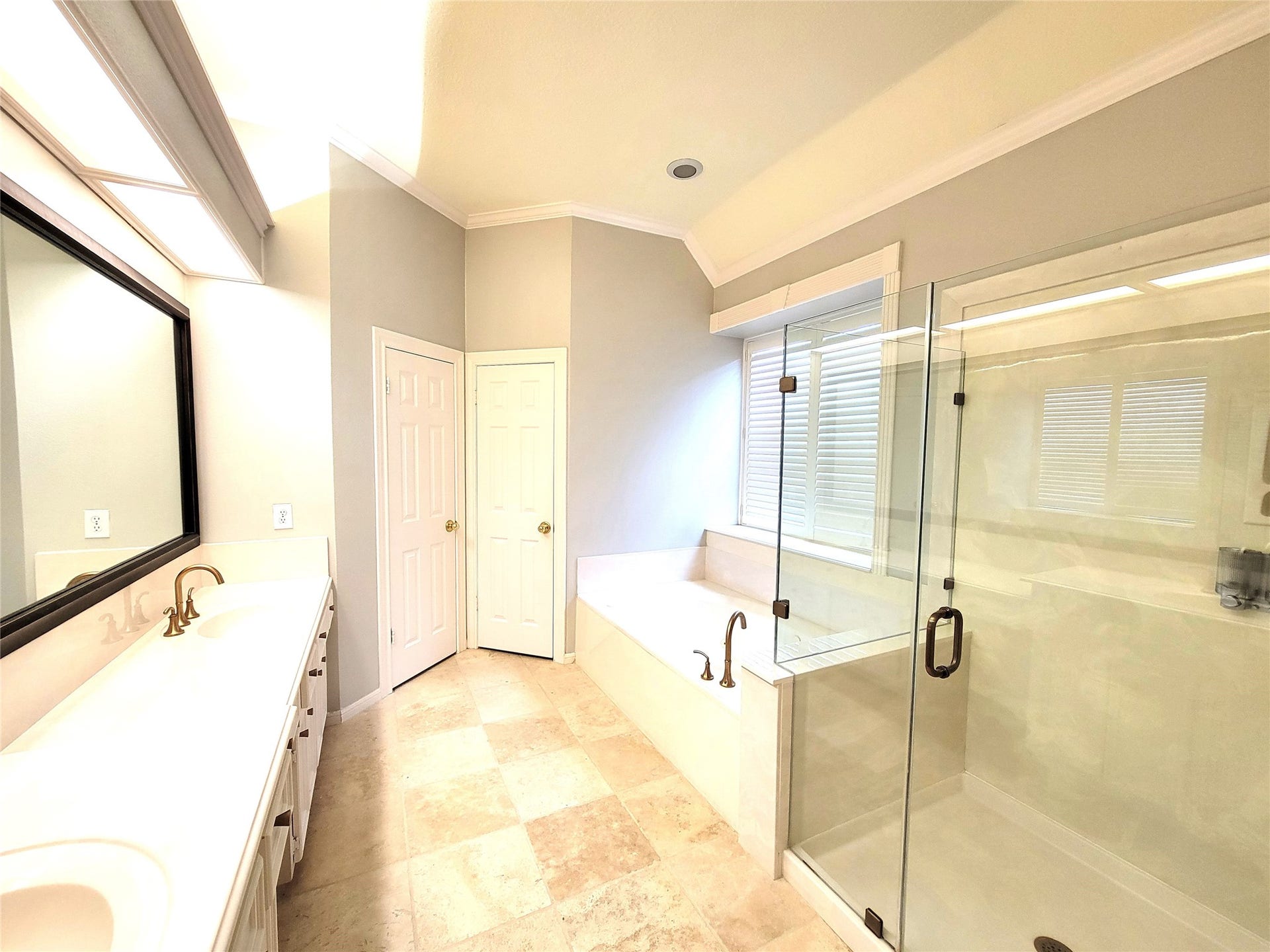 2214 Old South Drive, Richmond, TX 77406 2214 Old South Drive, Richmond, TX 77406
