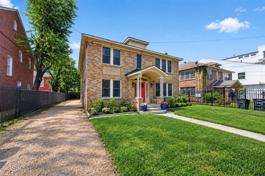 Property photo for 1824 Rosedale Street, #B, Houston, TX