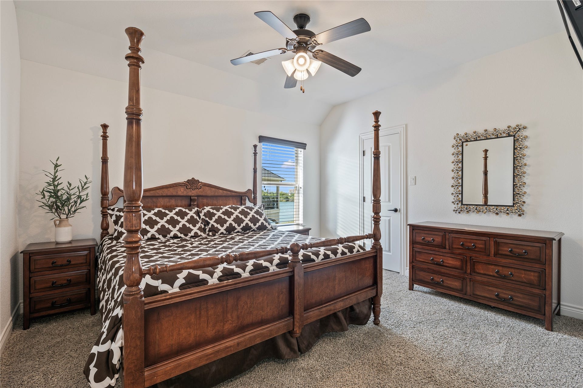 856 Signature Cove, League City, TX 77573 856 Signature Cove, League City, TX 77573